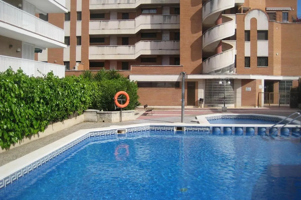 At118 Front View Beach, Pool, Airco, Wifi, Parking Torredembarra 0*,  Spain